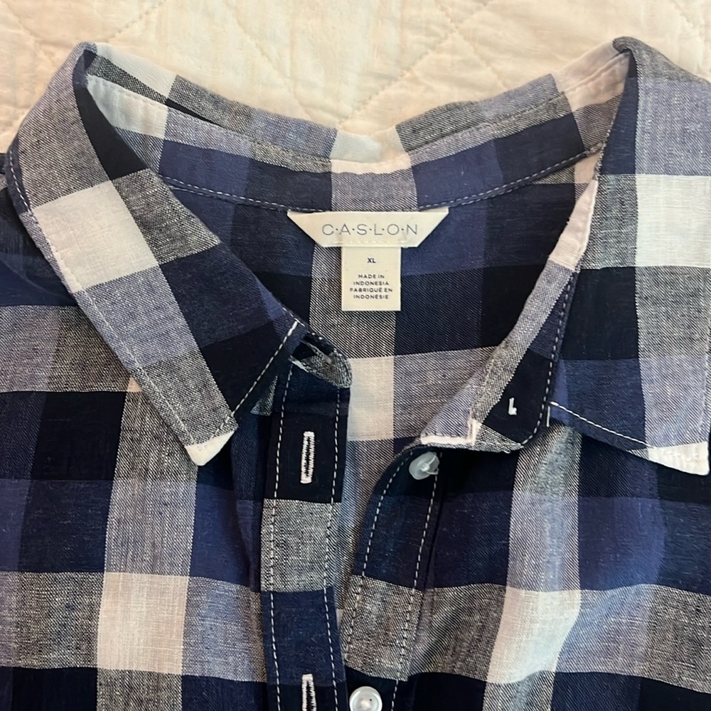 Caslon ( Nordstrom brand) blue plaid tunic with cuff sleeves.